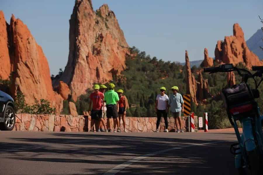Colorado Springs: Elektrofahrrad-Tour Garden of the Gods. Foto: GetYourGuide Colorado Springs: Elektrofahrrad-Tour Garden of the Gods. Foto: GetYourGuide