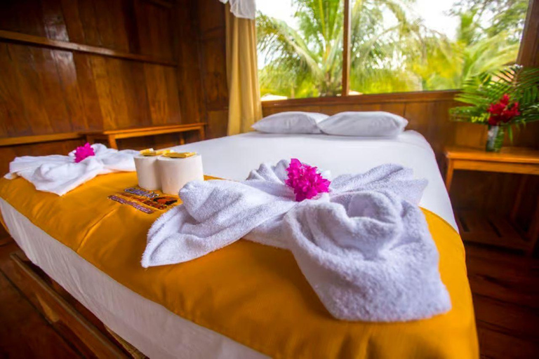 Puerto Maldonado: 3-Day Amazon Lodge Tour with Pool