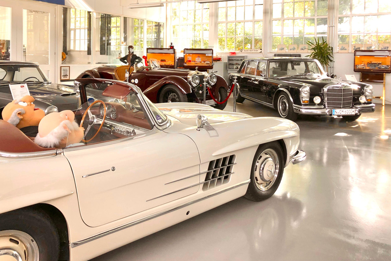 Merks Motor Museum: Private Tour Vintage Car Museum