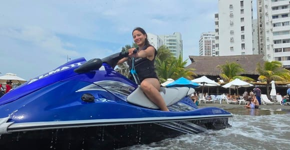 Jet ski rental for 1 hour in Cartagena