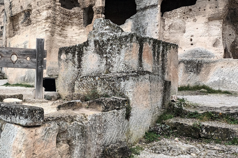 夏季之旅，4天/ 3晚，骑电动自行车探索普罗旺斯夏季之旅，4天/3夜，骑电动自行车探索普罗旺斯