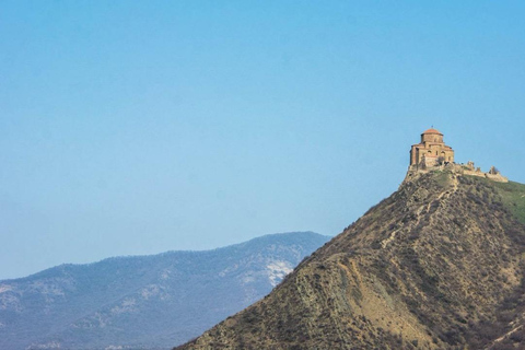 2-Day Tour: Magical Retro Car Tbilisi & Mtskheta Uplistsikhe