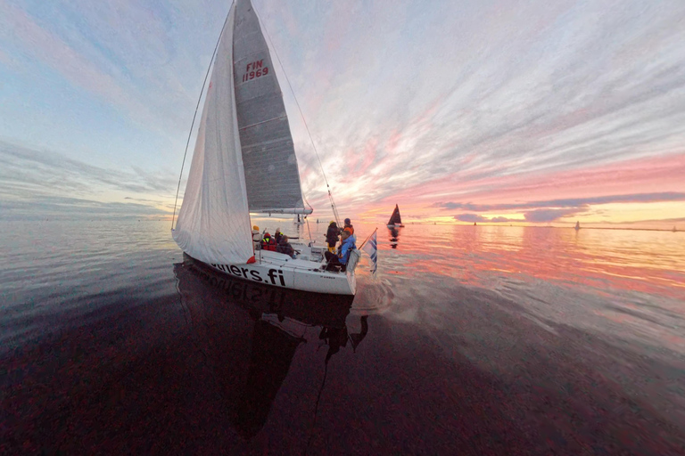 Helsinki: 3-Hour Sailing Course with Professional Skipper Helsinki: 3-Hour Sailing Course