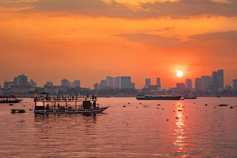 Phnom Penh: Silk Island & Sunset Cruise include drinks Vespa Option + English Guide