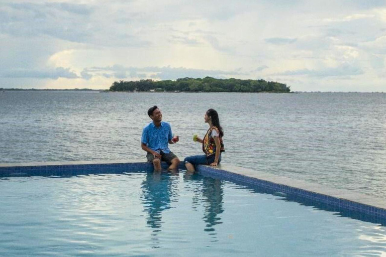 Jakarta: Private Luxus-Yacht-Tour zu 3 Inseln mit SchnorchelnPrivate Tour zum Inselhopping am Vormittag (08:00–12:00 Uhr)