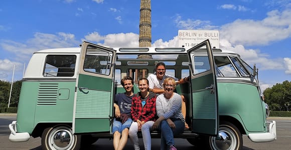 Berlin: Private Sightseeing Tour im kultigen Oldtimer-VW-Bus
