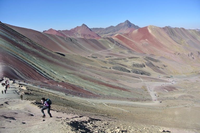 Día Completo Montaña Arco Iris y Valle Rojo - Servicio Privado