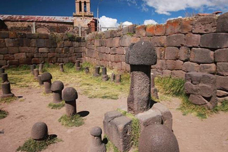 Puno: Aymara Route to Copacabana with Guided Cultural Stops Puno: Aymara Route Tour with Return