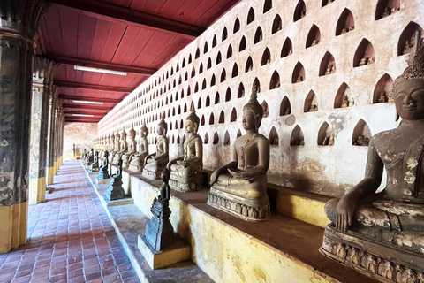 Vientiane: City Tour & Airport Transfer with Tour Guide