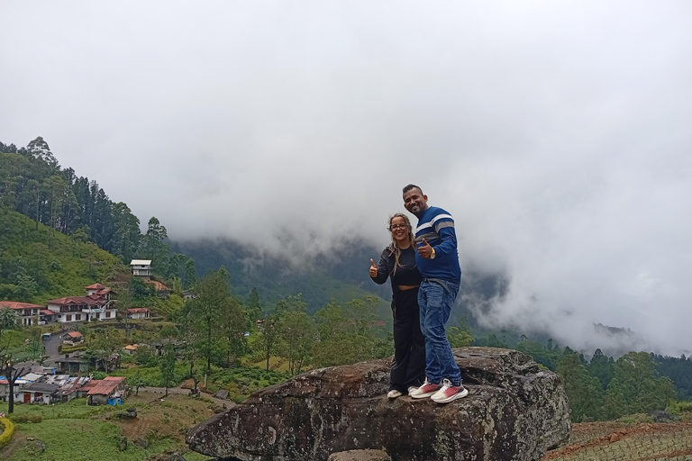 Kandy City Day tour by Tuk-Tuk Local guide , Waterfalls Hidden Gems of Kandy by Tuk-Tuk: Temples, Waterfalls