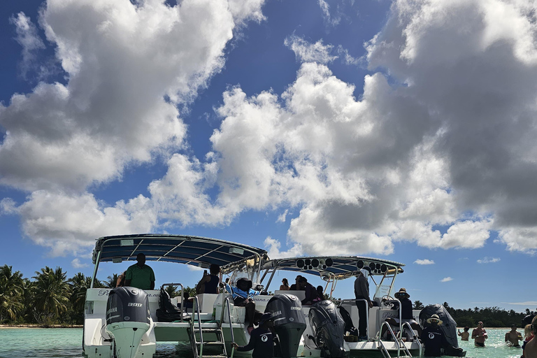 VIP tour to Saona Island by speedboat with a visit to paradise beaches SAONA ISLAND VIP SPANISH