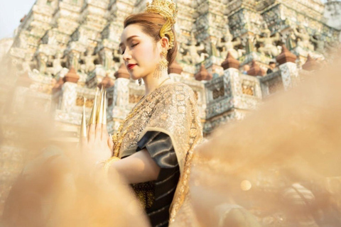 Thai Costume Photoshoot Wat Arun/Wat Pho Option & Boat Trip 1Day ThaiCostume+2hr photographer Wat Arun+Wat Pho+Boat Trip