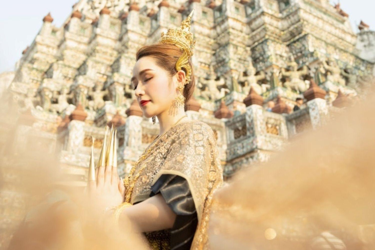 Thai Costume Photoshoot Wat Arun/Wat Pho Option & Boat Trip 1Day ThaiCostume+2hr photographer Wat Arun+Wat Pho+Boat Trip
