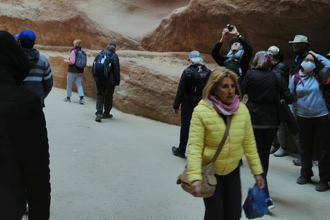 Amman: Petra Day Trip with Amman by Night Walk Amman: Petra and Wadi Rum with a 2hr Jeep Tour