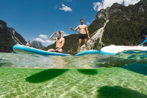 Halvdagsresa med Stand-up Paddle Boarding (SUP) på Predilsjön