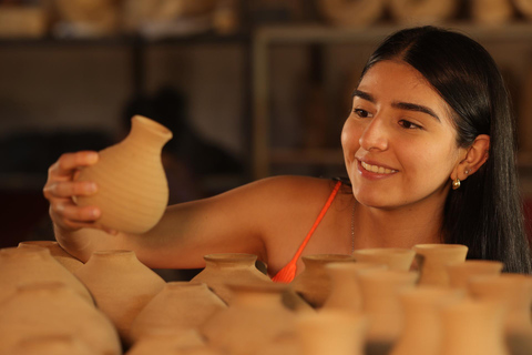 Miasto Cabañas: Las Cinquera-Wodospady i historyczne centrum IlobascoMiasto Cabañas: Las Cinquera-wodospady i centrum historyczne Ilobasco