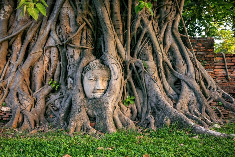 Bangkok: Floating Market, Railway Market & Ayutthaya Tour