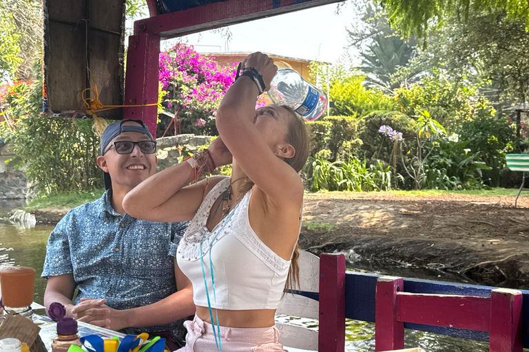 Mexico : visite guidée en bateau avec déjeuner et boissonsMexico : sortie en bateau avec un guide expert, déjeuner et boissons inclus