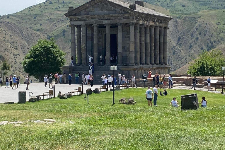 Excursion hivernale privée d'une journée à Khor Virap, Garni et Geghard