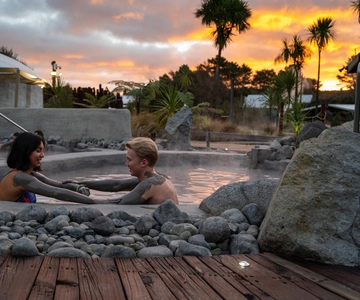 HELL'S GATE Mud Spa, Rotorua - Group Day Tour Ex Auckland