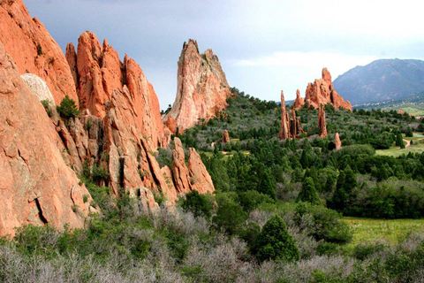 Denver: Private Garden of the Gods & Seven Falls Tour