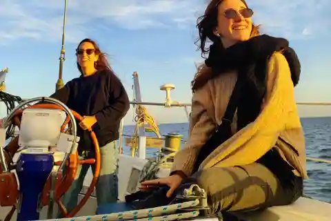 Barcelona: Zeiltocht met hapjes en drankjes