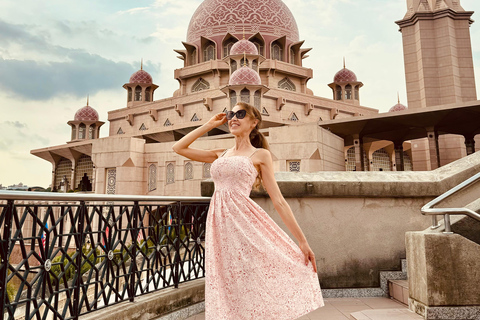 Putrajaya Tour: Pink Mosque, Lake & Scenic City Highlights