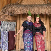 Lombok: Sasak Villages, Beach & Scenic Hill Tour