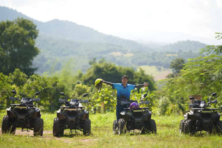 Elefantenpark, Quad, Zipline, Rafting, Wasserfall, Stamm. Foto: GetYourGuide