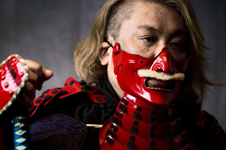 Kanazawa: Samurai Armor Experience with Professional Photos