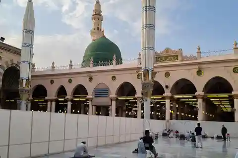 Madina: Geführte Tour zu den historischen Sehenswürdigkeiten der Stadt