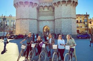 Valencia: Tägliche Stadtrundfahrt mit Fahrrad und E-Bike in einem