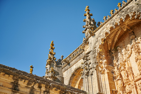 从里斯本出发：圣殿骑士路线 - 阿尔穆罗尔、托马尔和基督修道院独家私人之旅