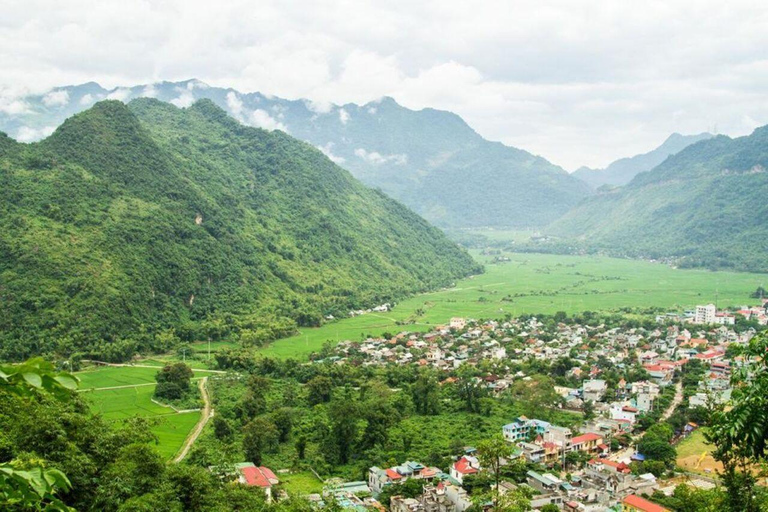 Hanoi : Mai Chau 1 jour de vélo et atelier d'artisanat depuis HanoiMai Chau 1 jour de vélo et atelier d'artisanat au départ de Hanoi