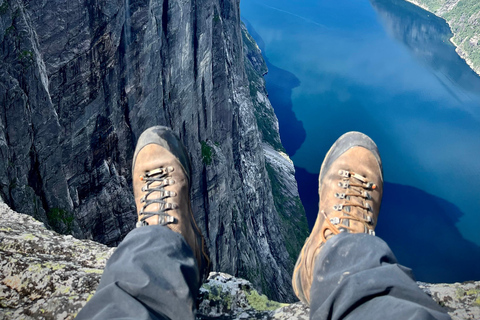 Stavanger: Kjerag Hike with Guide and Transportation