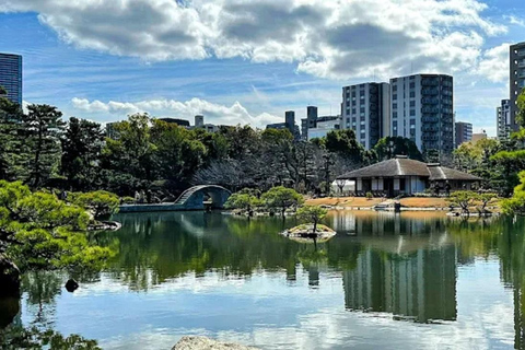 Hiroshima: Art and Hidden Streets Guide Tour Hiroshima: Art and Hidden Streets Guide Tour