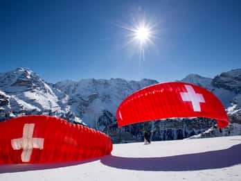 Interlaken: Paragliding Tandem High Flight