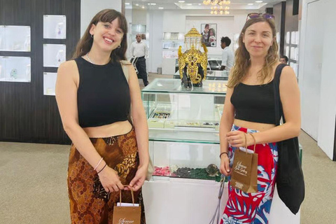 From Colombo/Negombo: Kandy ,Pinnawala ,Tea Factory Day Tour