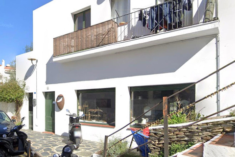 Cadaqués: Discover the Fishing Pots Tradition Loved by Dalí