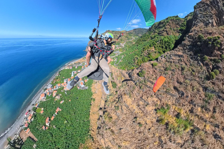 Madère : vol en parapente tandemMadère : Vol en parapente tandem