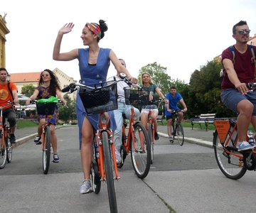 Zagreb: 3–Hour Classic Bike Tour