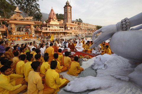 Tour del Triángulo de Oro con Rishikesh en Coche 7 Noches / 8 DíasCoche Ac + Guía turístico