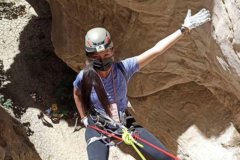 Esplora il centro della Terra a Cañon de Autisha