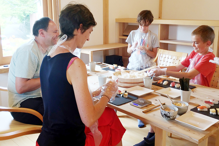 Kyoto: Sushi Making Workshop Experience