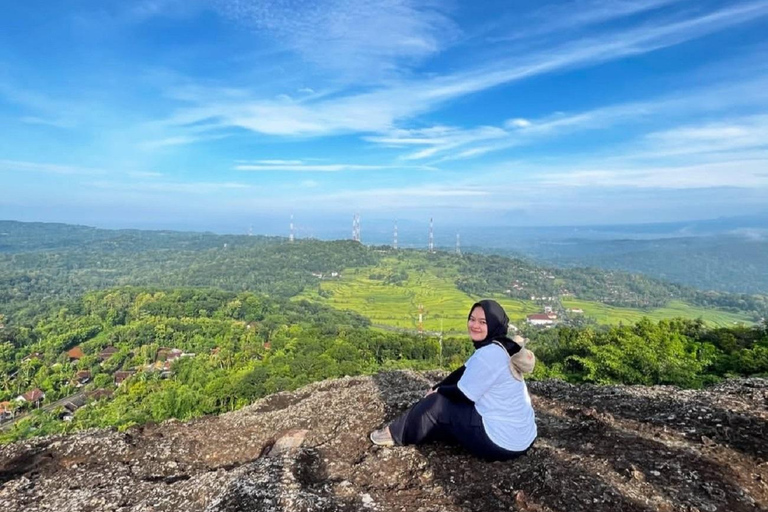 From Yogyakarta: Nglageran Sunset and Night Trek Transport Service Only (Entry Fees Paid Separately)