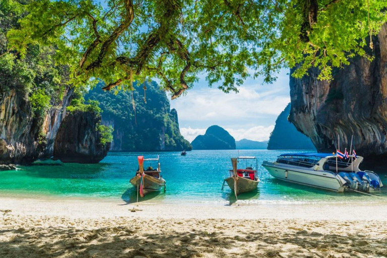 Krabi: Private Luxury Longtail Boat Trip to Hong Islands