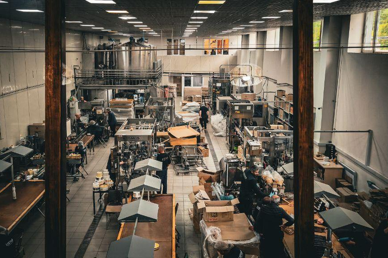 Ijevan: Visita à fábrica de vinho e aguardente com prova