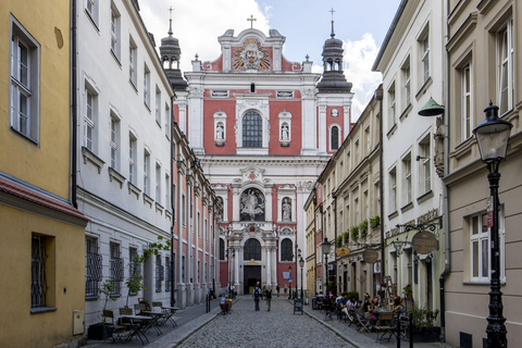 Poznań: Saturday Old Town Walking Tour with Licensed Guide