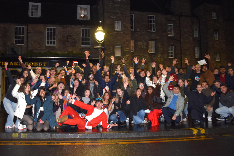 Edinburgh: Bar Crawl with Shots, Nightclub and Live music