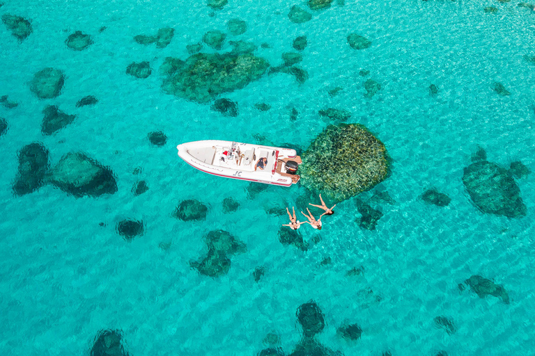 Cagliari: Boat Tour snorkeling della Sella con con aperitivo